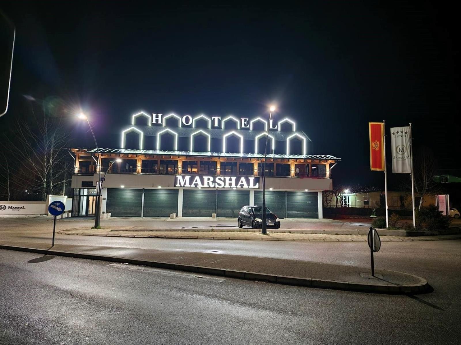 Hotel Marshal Nikšić Esterno foto